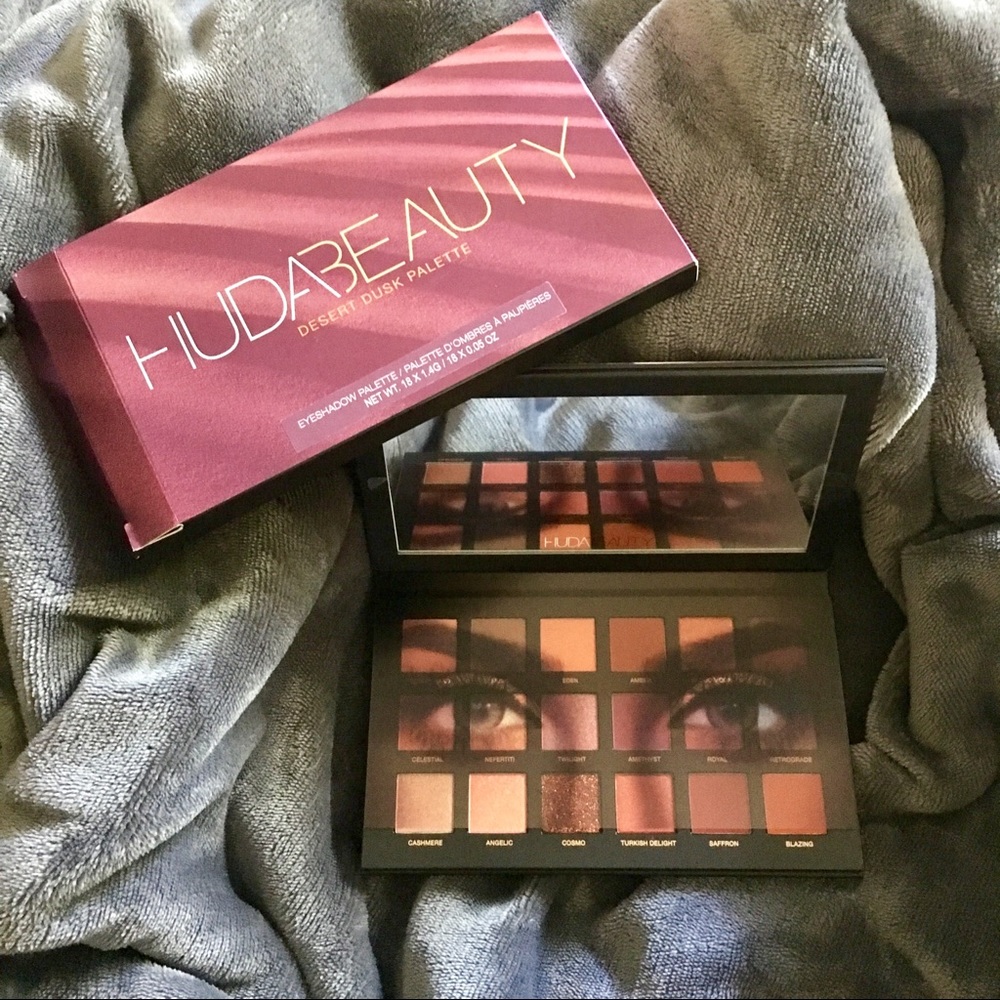 Huda Beauty Desert Dusk Palette